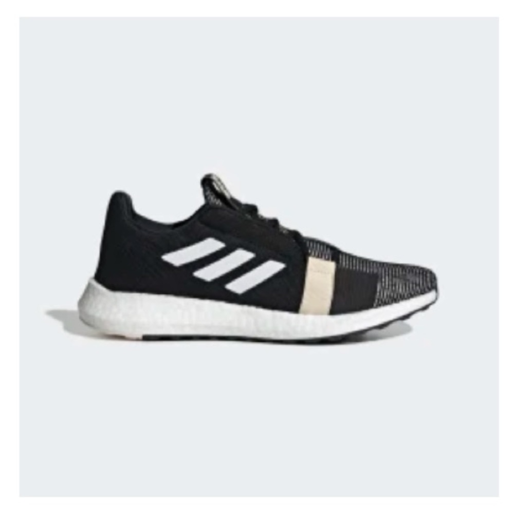 ADIDAS Senseboost Go